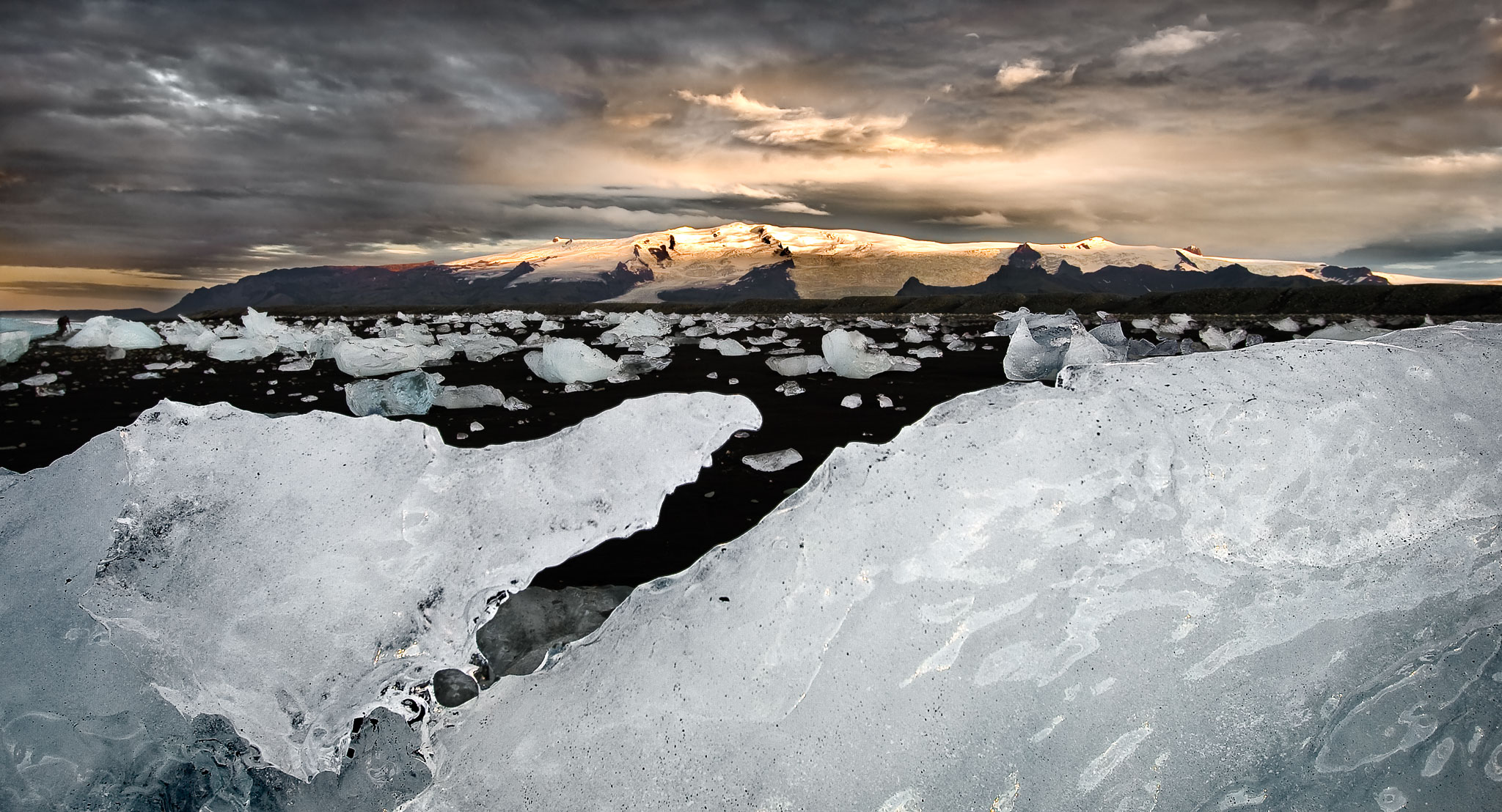 Iceland-20070805-4570-2-Edit.jpg